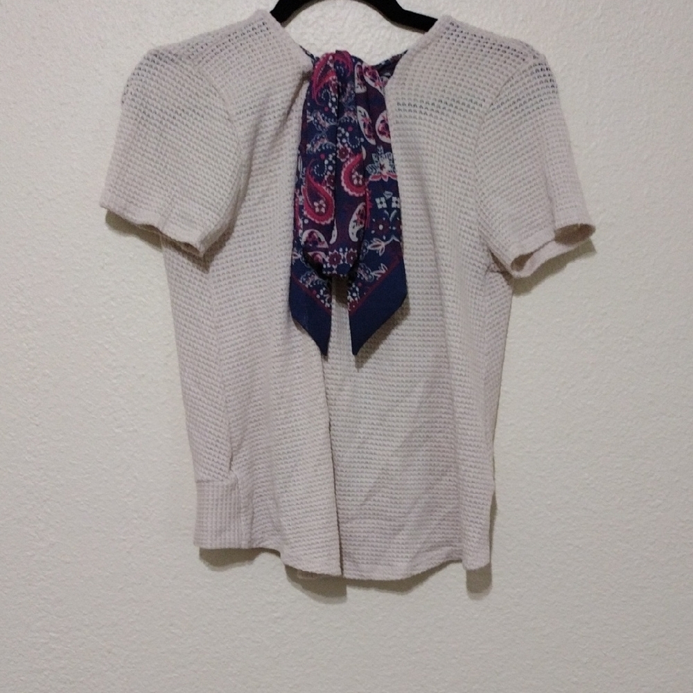 Alya Cream Knot Front Short Sleeve With Ribbon Tie In The Back - Picture 5 of 10